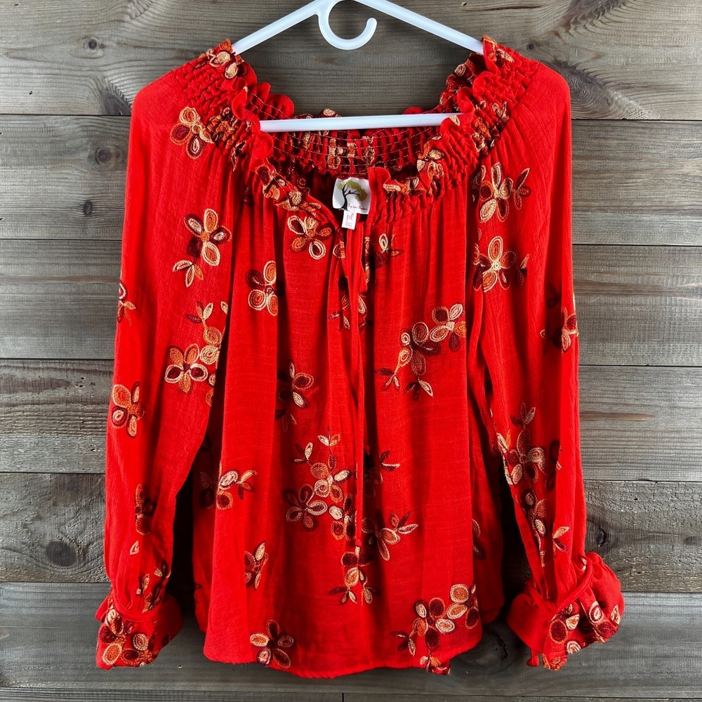 Fig And Flower Womens Shirt 3/4 Tie Sleeve Smocked Embroidered Floral PL‎